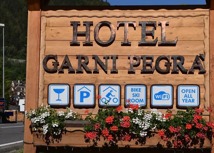 Garni Pegra Ponte Di Legno