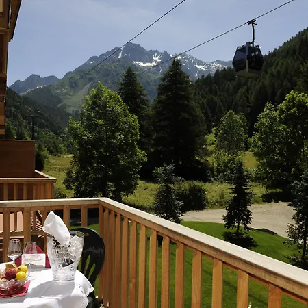 Hotel Garni Pegra Ponte Di Legno