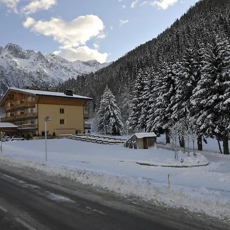 Hotel Garni Pegrà Ponte Di Legno