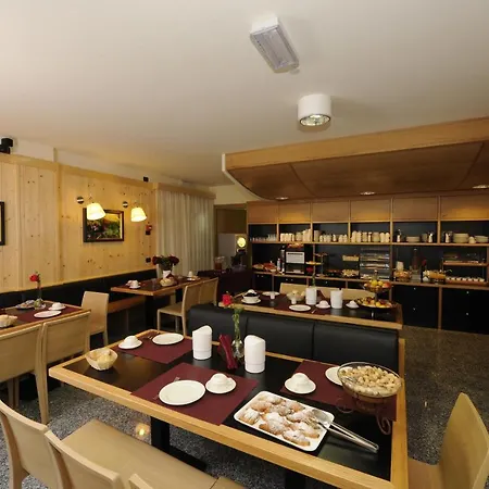 Garni Pegrà Hotel