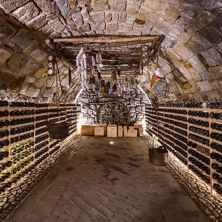 Szálloda Garni Pegra 4*