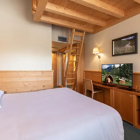 Szálloda Garni Pegra Ponte Di Legno